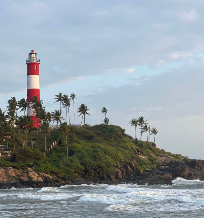 Red and white striped Thangassery Lighthouse built in 1902